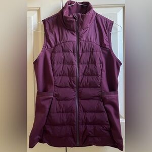 🍒LULULEMON DOWN FOR IT ALL VEST sz 10  CASSIS / DARK ADOBE 700-Fill Maroon